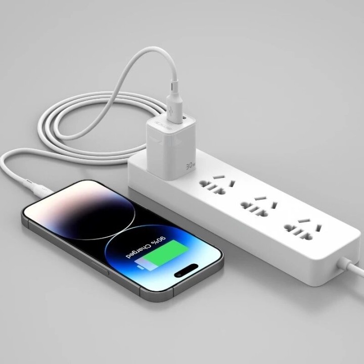Cable Usb vers Lightning (3.1 A) 1 mètre JELLICO B24 blanc