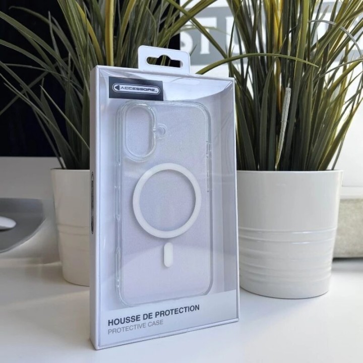 Coque CLEAR MAG Pro iPhone 16 Pro transparent
