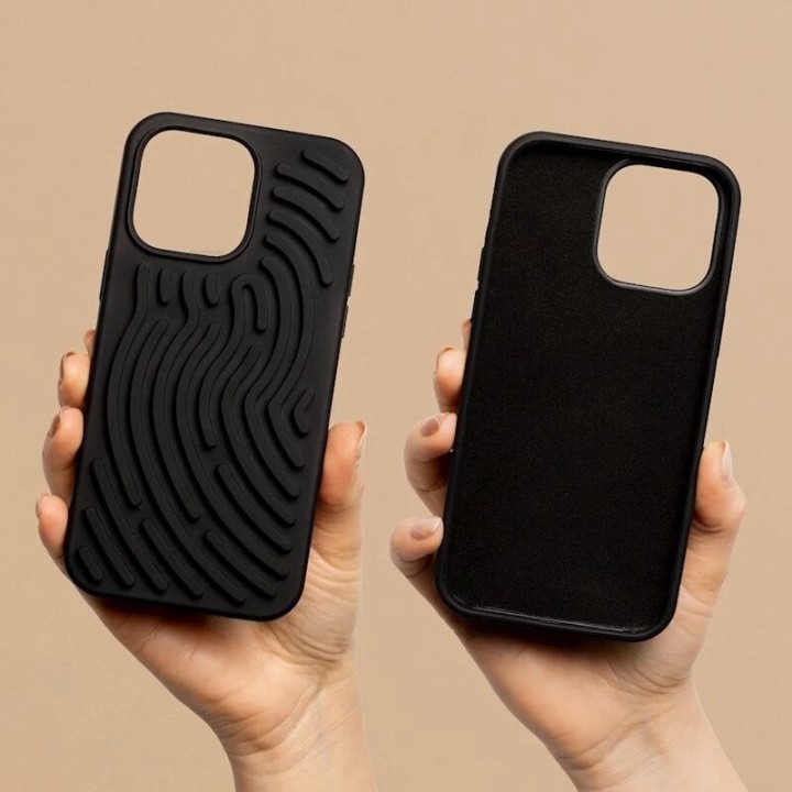 Coque ARTLINE 3D iPhone 15 noir