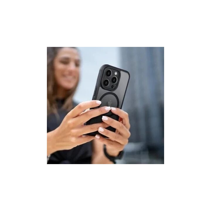 Coque MATTE Pro MAG iPhone 17 / iPhone 18 noir