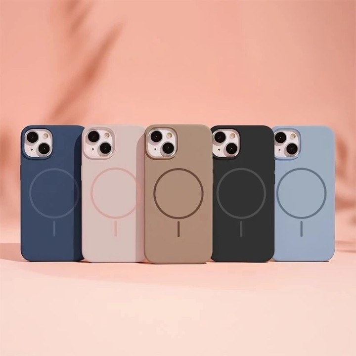 Coque THIN TOUCH MAG iPhone 17 / iPhone 18 bordeaux