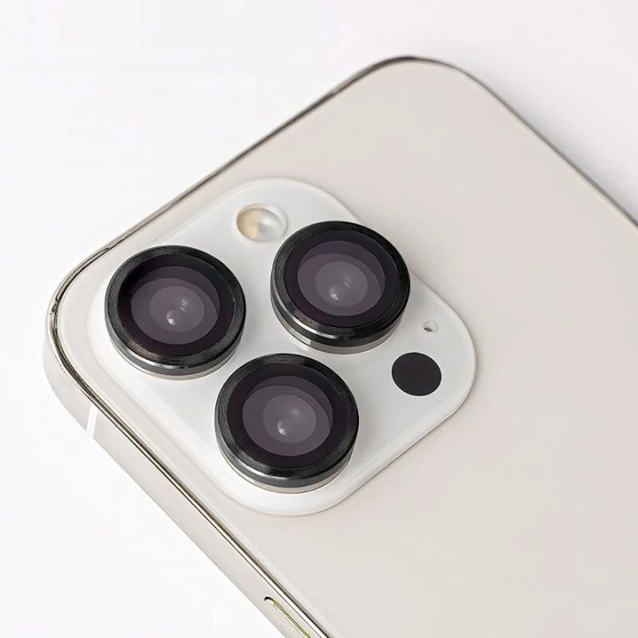 Protection de lentille camera pour iPhone 17 Pro Max avec cadre noir