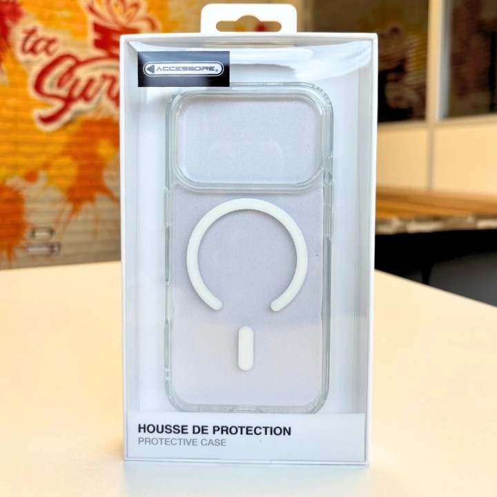 Coque CLEAR MAG Pro iPhone 17 Pro / iPhone 18 Pro transparent