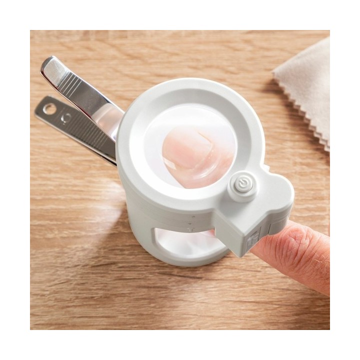 Coupe ongles avec Lumière LED, Loupe et Lime Clail InnovaGoods